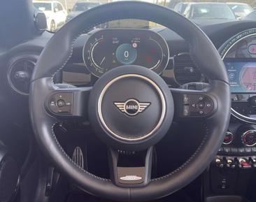 Mini Cabrio JCW Cooper — photo 7