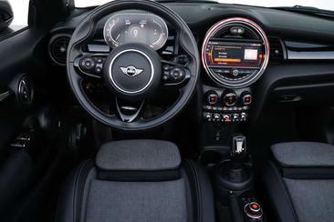 Mini Cabrio COOPER — photo 13
