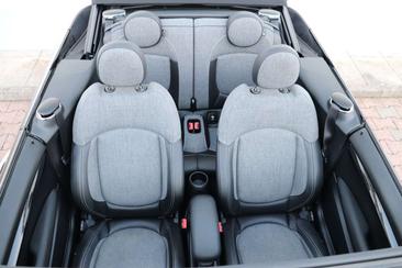 Mini Cabrio COOPER — photo 14