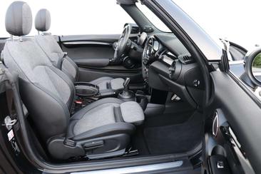 Mini Cabrio COOPER — photo 15