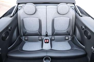 Mini Cabrio COOPER — photo 17