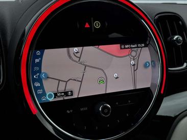 Mini Countryman COOPER SE — photo 16