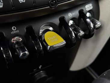 Mini Countryman COOPER SE — photo 36