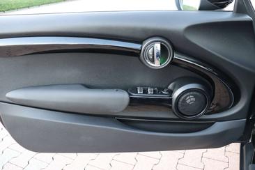 Mini Cabrio COOPER — photo 48
