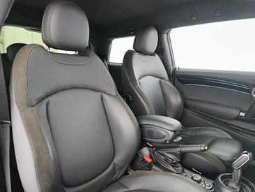 Mini 3 Portes Classic Cooper S — photo 27