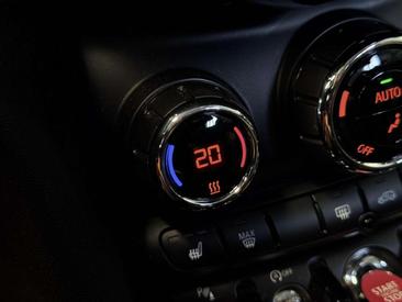 Mini Cabrio Yours John Cooper Works — photo 29
