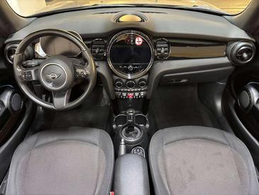 Mini Cabrio Classic Cooper — photo 9