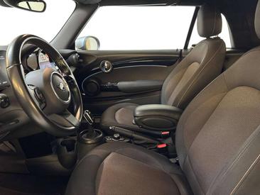 Mini Cabrio Classic Cooper — photo 11