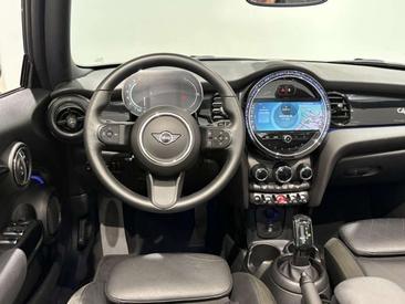 Mini Cabrio COOPER — photo 9