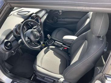 Mini Cabrio Hype Cooper — photo 5