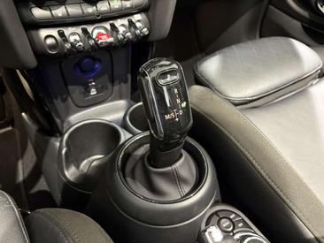 Mini Cabrio COOPER — photo 16