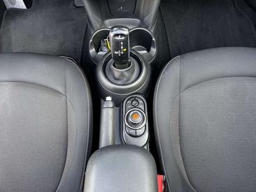 Mini Cabrio Hype Cooper — photo 14