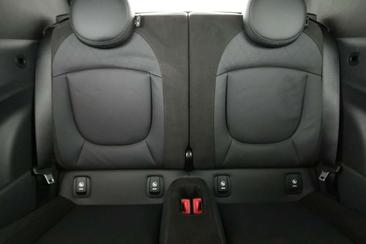 Mini Cabrio COOPER — photo 16