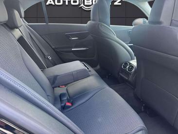 Mercedes Classe C 180 Night Edition — photo 15