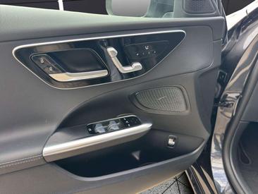 Mercedes Classe C 200 Edition 1 — photo 12