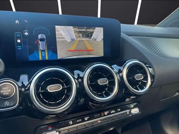 Mercedes GLA 200 Night Edition — photo 13