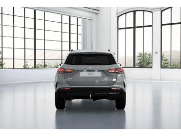 Mercedes GLA 250 Night Edition — photo 5