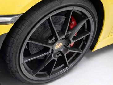 Porsche 981 Cayman Boxster Spyder — photo 30