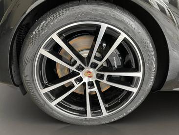 Porsche Cayenne III Turbo GT — photo 12
