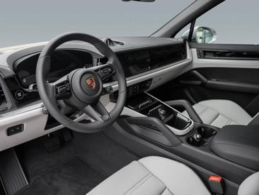 Porsche Cayenne III Turbo GT — photo 12
