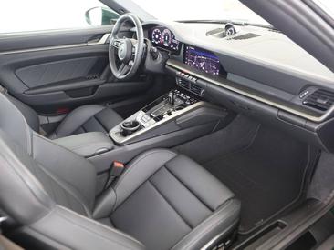 Porsche 992 II Turbo S Cabriolet — photo 16
