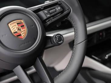 Porsche Cayenne III Turbo GT — photo 23
