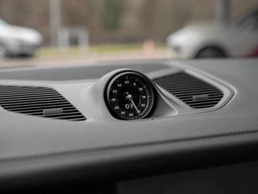 Porsche Cayenne III Turbo GT — photo 28