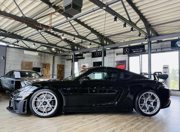 Porsche 718 Cayman GT4 RS — photo 3
