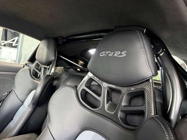Porsche 718 Cayman GT4 RS — photo 18