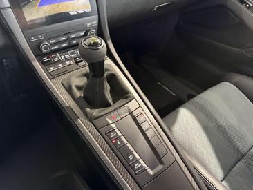 Porsche 718 Cayman GT4 RS — photo 22