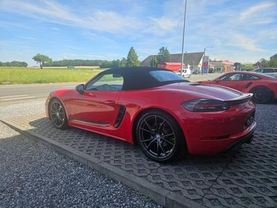 Porsche 718 Boxster T