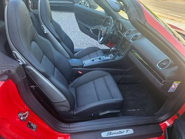 Porsche 718 Boxster T — photo 11