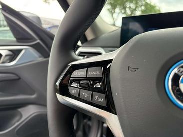 BMW I4 EDrive35 — photo 7