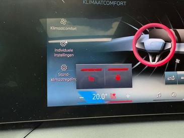 BMW I4 EDrive35 — photo 8