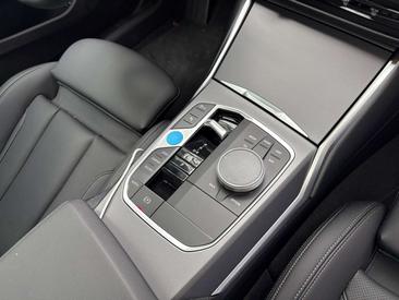 BMW I4 EDrive35 — photo 9
