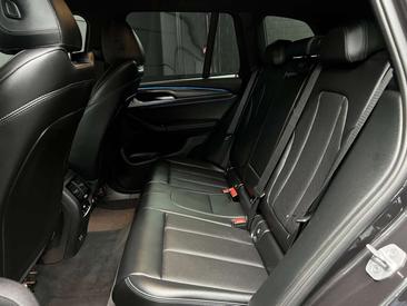 BMW X3 XDrive30d — photo 13