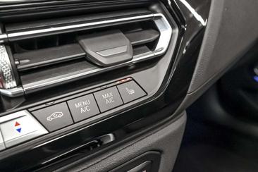 BMW Z4 SDrive20i — photo 16