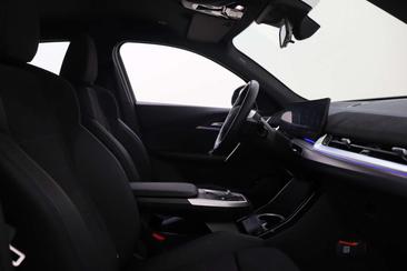 BMW IX2 M Sport EDrive20 — photo 17