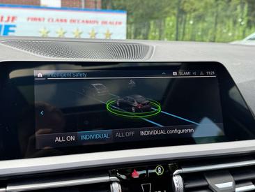 BMW Série 3 High Executive 330e — photo 28