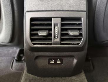BMW 135 135i XDrive — photo 32