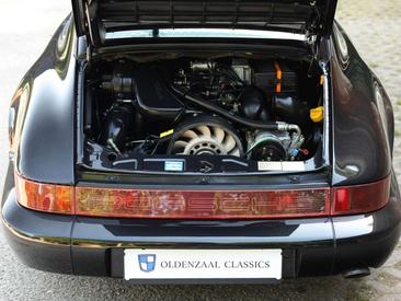Porsche 964 Carrera 2 — photo 19
