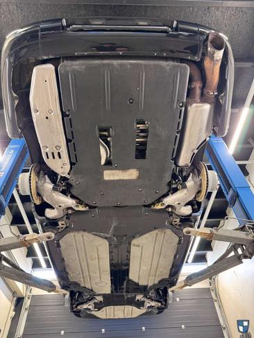 Porsche 964 Carrera 2 — photo 33