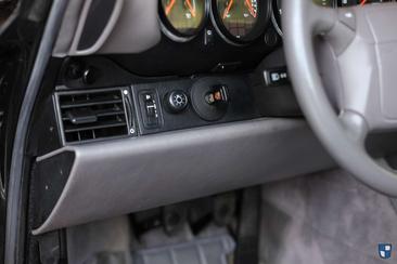 Porsche 964 Carrera 2 — photo 43