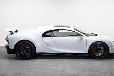 Bugatti Chiron — photo 5
