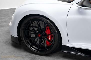Bugatti Chiron — photo 6