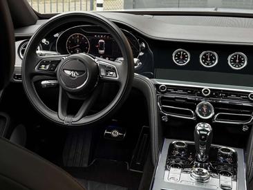 Bentley Flying Spur V8 First Edition — photo 10