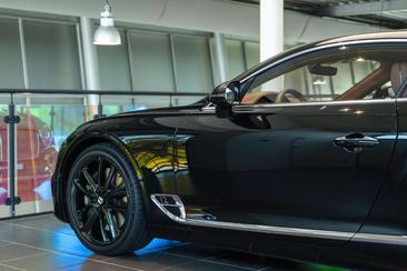 Bentley Continental GT W12 First Edition — photo 13