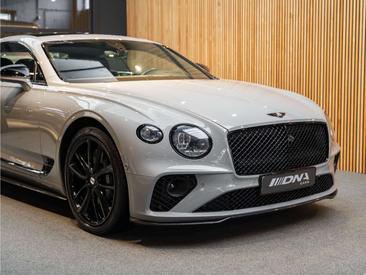 Bentley Continental GT V8 S — photo 11