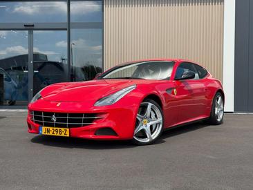 Ferrari FF — photo 2