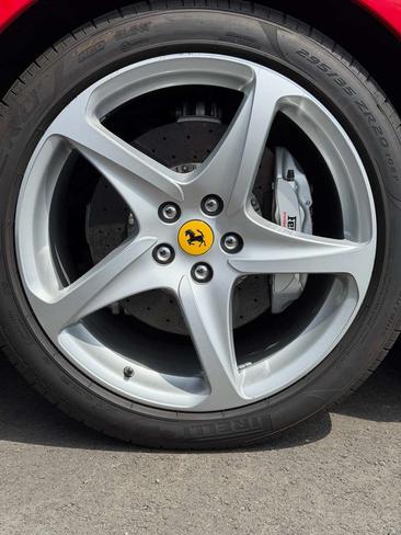 Ferrari FF — photo 8